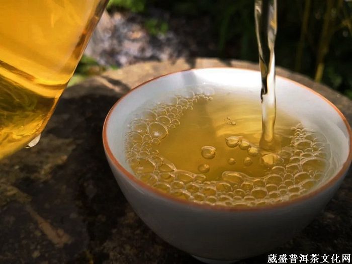 一杯茶，一個朋友，愛隨茶香，香茶隨